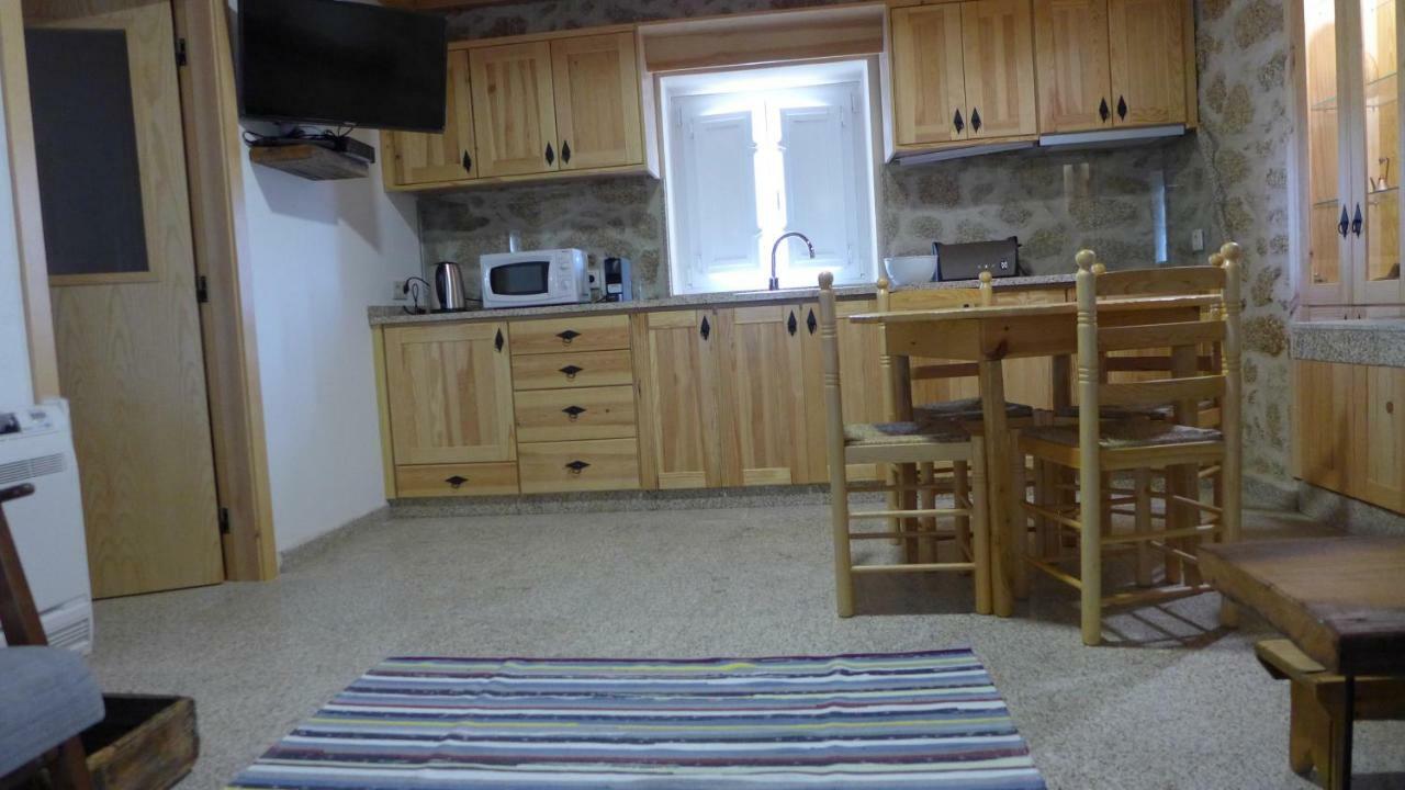 Relva  Casas Da Villa - Monsanto - Oliveira E Videira מראה חיצוני תמונה